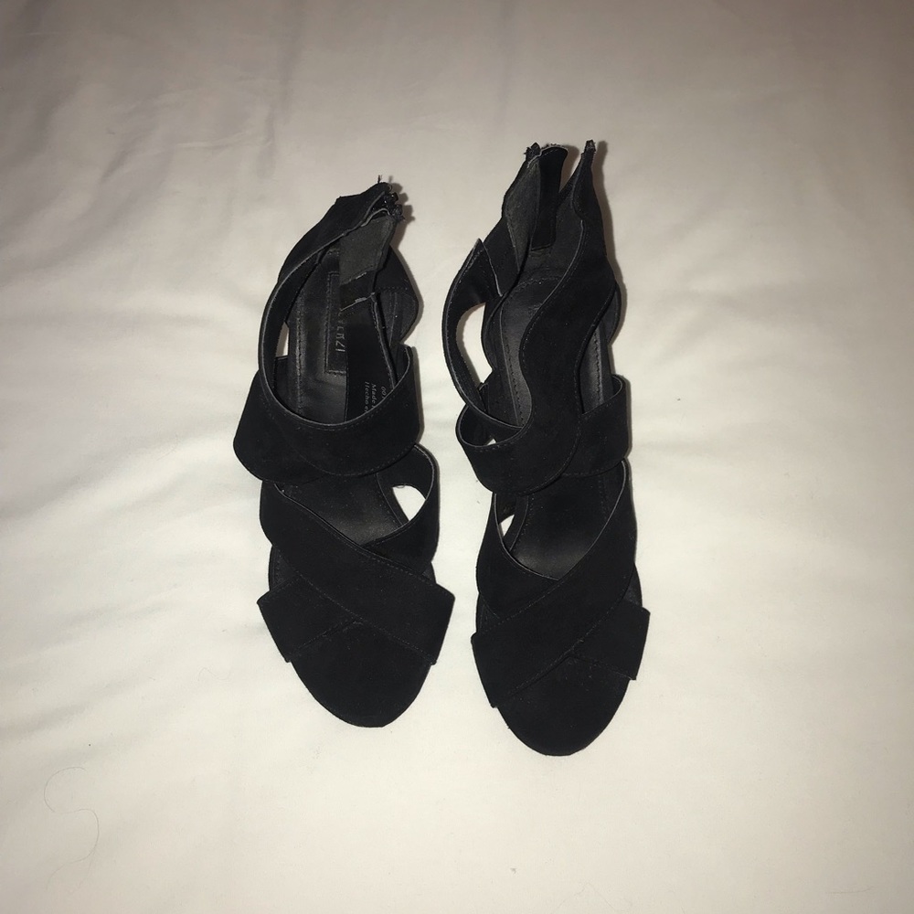 Black Chunky Heels